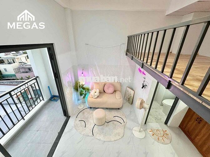 PHÒNG BAN CÔNG FULL NỘI THẤT NGAY TRUNG TÂM GÒ VẤP