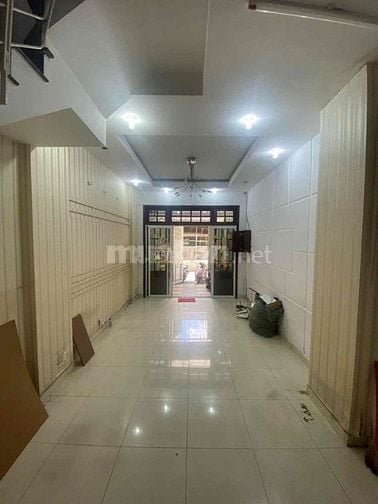 CHO THUÊ NHÀ MẶT TIỀN ĐƯỜNG HOA LAN - KHU PHAN XÍCH LONG, PHÚ NHUẬN