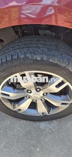 Ford Everest Titanium 2016 7 chỗ Đỏ chính chủ.