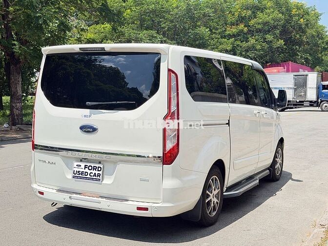 Ford Tourneo Titanium 2019 Trắng