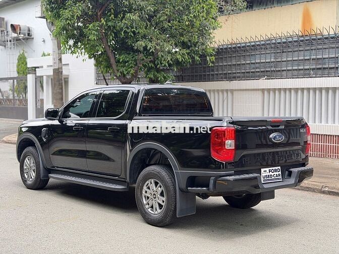 Ford Ranger XLS AT 2025 Số tự động Xăng Đen