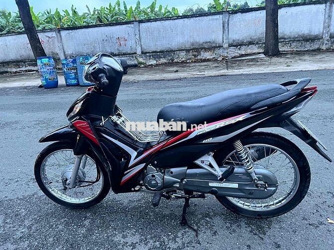 Honda Wave RSX Fi Đen, Đỏ 8552 km