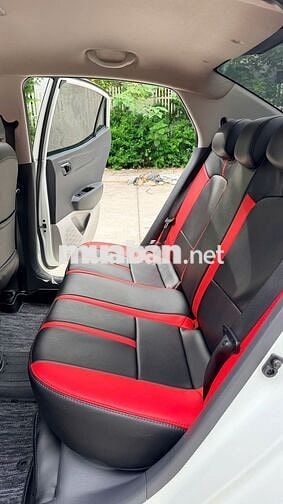Hyundai i10 2024 1.2 AT Trắng 38000 km