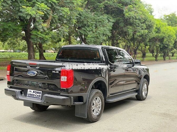 Ford Ranger XLS AT 2025 Số tự động Xăng Đen