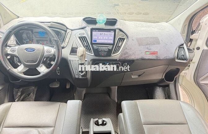 Ford Tourneo Titanium 2019 Trắng