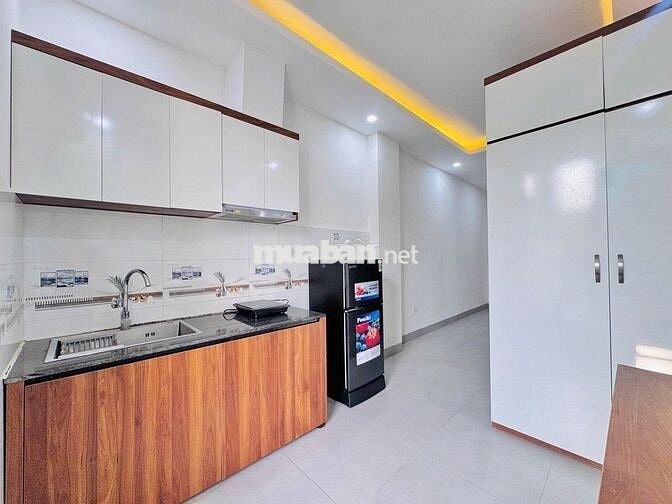 Cách CĐ FPT tới 1,5km phòng đầy đủ nhận cả xe điện cho ae sinh viên