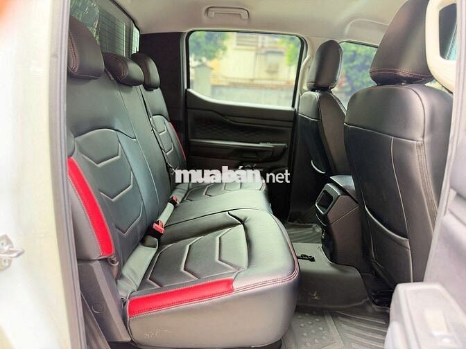 Ford Ranger XLS AT 1 cầu 2025 Trắng Tự động