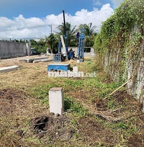 Bán nhà mặt phố lô góc Nguyễn Đình Kiên vị trí đắc địa