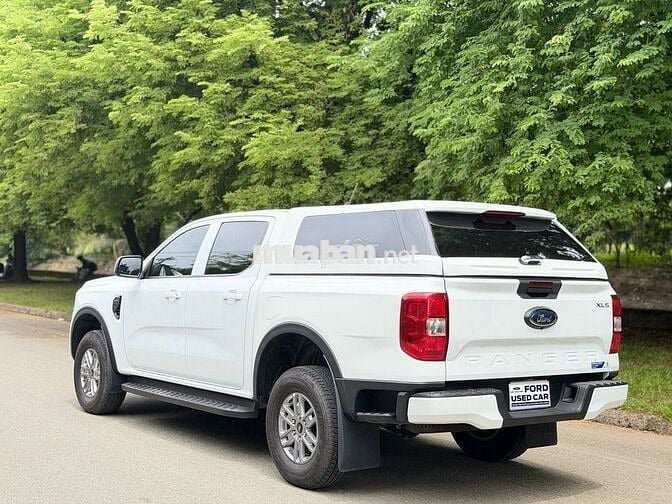 Ford Ranger XLS AT 1 cầu 2025 Trắng Tự động