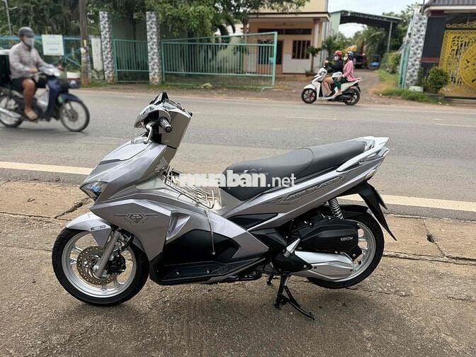 Honda Air Blade 2018 Bạc Tự động