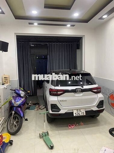 NHÀ ĐẸP Ở NGAY-XE HƠI NGỦ TRONG NHÀ-DT 4❌13- 2 TẦNG -PHƯỜNG 12- GÒ VẤP