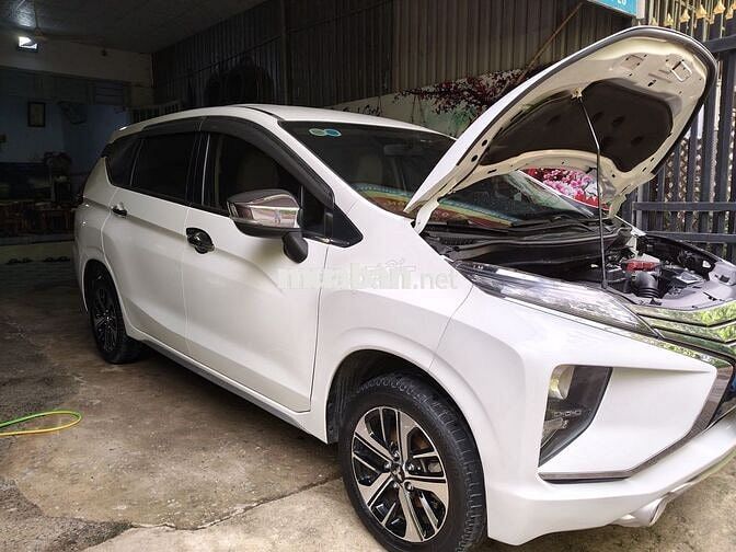 Mitsubishi Xpander 2019 Trắng 7 chỗ Tự động