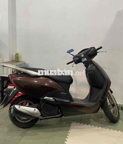 Honda Lead Nâu
