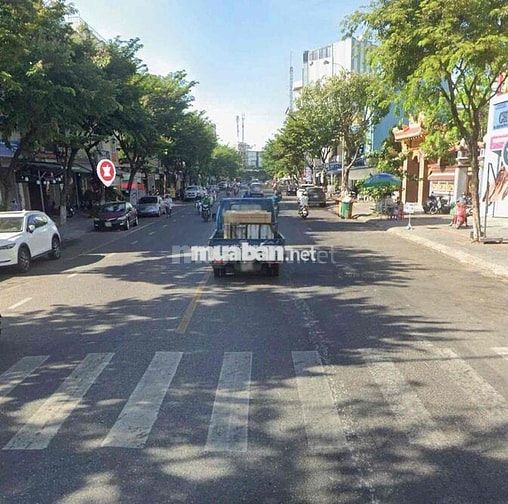 Cho thuê nhà C4 mặt tiền LÊ ĐÌNH LÝ nằm ngay TTTP