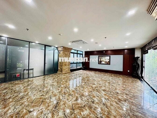 CHO THUÊ VĂN PHÒNG 40m2 - GẦN HỒ XUÂN HƯƠNG - CẦU TUYÊN SƠN