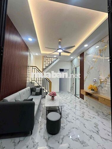 nhà quang trung .gần ngã 5 chuồng cún 35m2 2 tầng chỉ 2ty