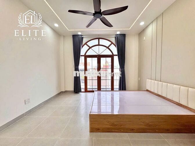 TRỐNG SẴN 1PN 25M2 CỬA SỔ NẰM NGAY HỒ CON RÙA QUẬN 3