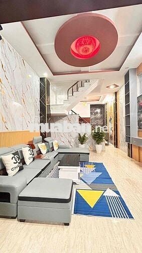 NHÀ FULL NỘI THẤT ( GẦN CHỢ MINH PHÁT ) TRỆT 2 LẦU 4PN 5WC  ĐƯỜNG 6M