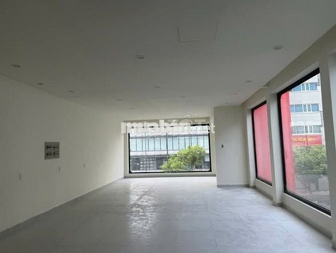 Căn góc 2MT số 86 Nguyễn Văn Trỗi, PN. Dt: 6,8x15m, Kc: trệt 2 lầu
