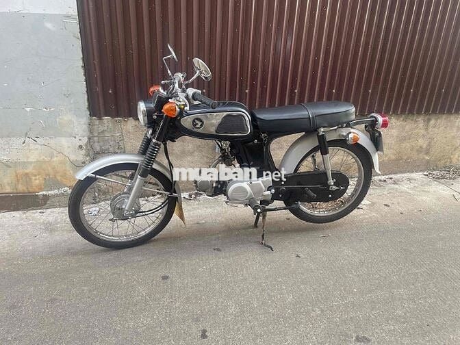 Honda 67 Đen, Bạc