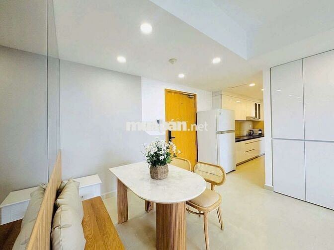 cần bán căn 2Pn/50m view sân bay chỉ 2 tỷ nhà mới bàn giao 5 năm SổHR