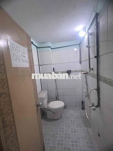 CHO THUÊ NHÀ ĐÚC LỮNG LẦU GỒM 3 pn 3 wc