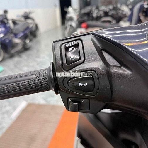 Honda SH Mode 2023 Xám Xi Măng ABS Tự động