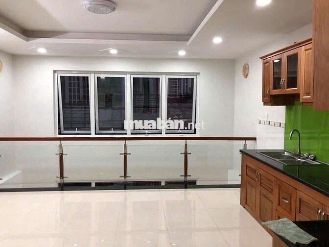 Cho thuê nhà nguyên căn hẻm 2 xe hơi tránh nhau , Nguyễn Văn Khối, P.8