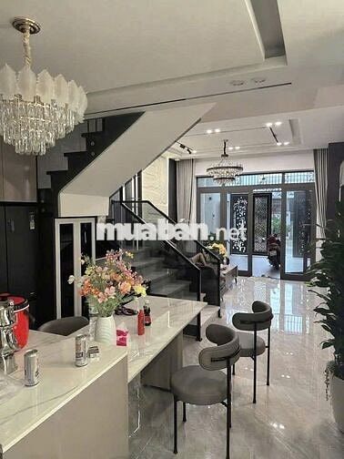 NHÀ ĐẸP 3 TẦNG, ĐƯỜNG LÊ THIỆT, 3PN, GẦN BIỂN, TRUNG TÂM LIÊN CHIỂU