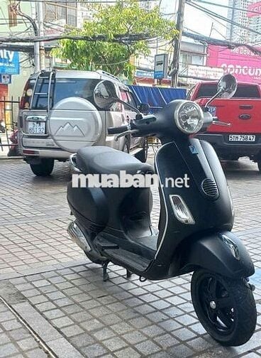 Piaggio Vespa