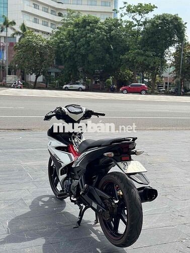 Yamaha Exciter 150 Trắng, Đen, Đỏ