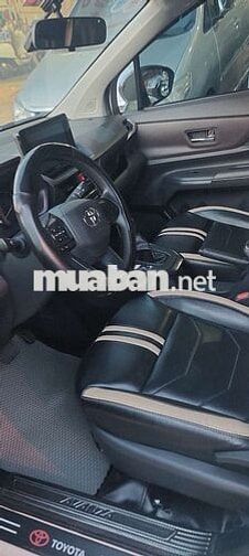 Toyota Avanza Premio 2023 Số tự động một chủ