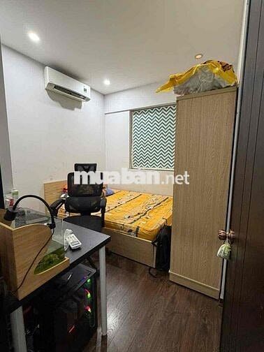 Bán CC Star Tower Khương Trung, 71m2 2PN, lô góc, siêu thoáng, đủ NT