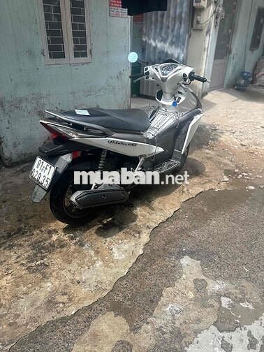 Honda Air Blade 2012 Trắng Xăng