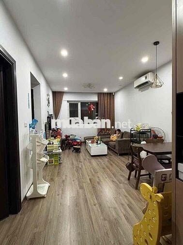 Bán CC Star Tower Khương Trung, 71m2 2PN, lô góc, siêu thoáng, đủ NT