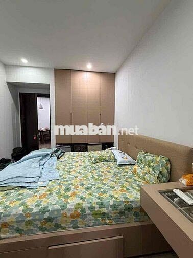 Bán CC Star Tower Khương Trung, 71m2 2PN, lô góc, siêu thoáng, đủ NT