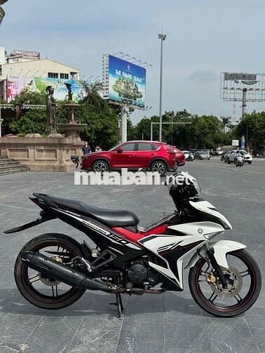 Yamaha Exciter 150 Trắng, Đen, Đỏ