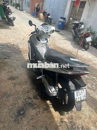Honda Air Blade 2012 Trắng Xăng
