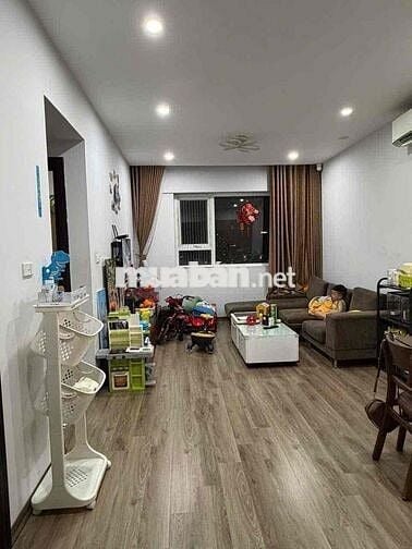 Bán CC Star Tower Khương Trung, 71m2 2PN, lô góc, siêu thoáng, đủ NT
