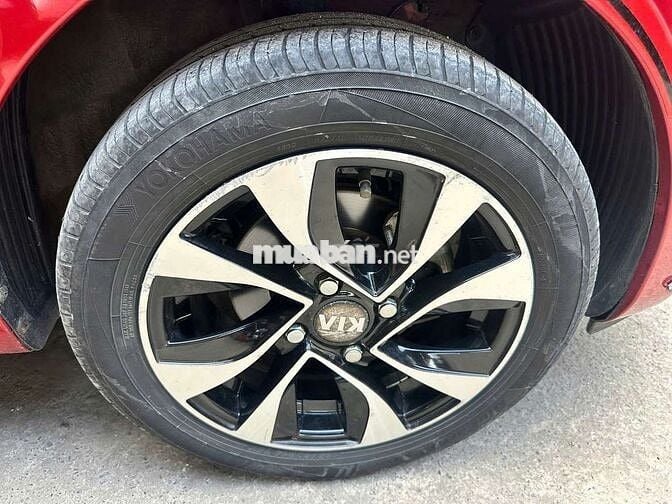 Kia Morning 2020 1.25L AT, số tự động,màu đỏ,5v8km