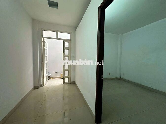 CHO THUÊ NHÀ MẶT TIỀN NGANG 5M NGAY TRUNG TÂM Q8 - NGAY  TẠ QUANG BỬU 