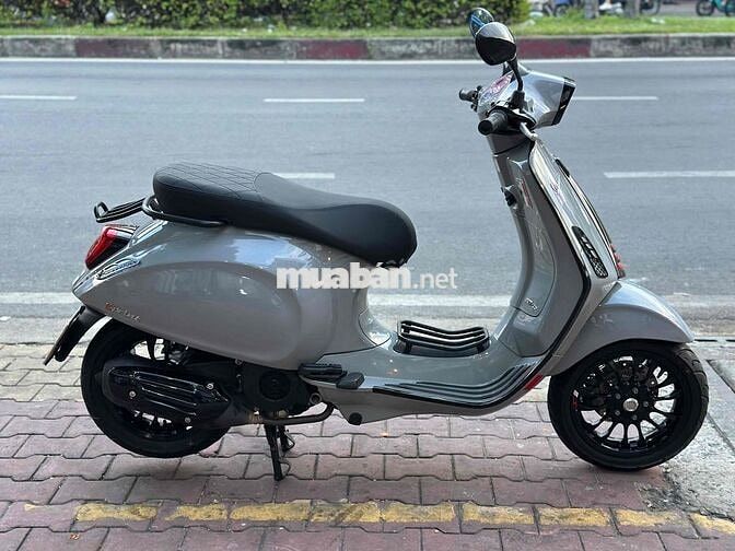 * GÓP 0 LS - Vespa Sprint S125 2020 - odo 15k km