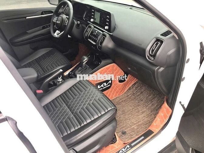 KIA SONET 1.5AT LUXURY SX 2025