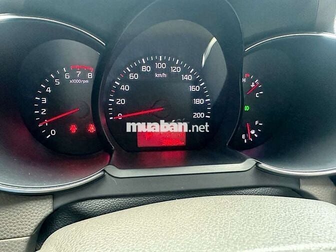 Kia Morning 2020 1.25L AT, số tự động,màu đỏ,5v8km