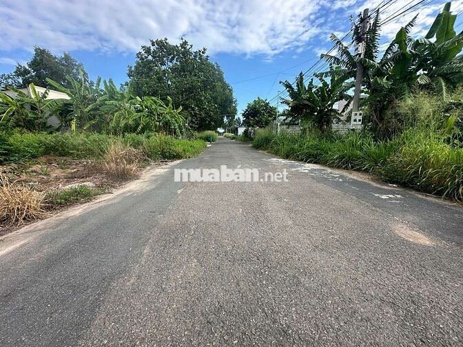 bán siêu phẩm đg nhựa kp4 sát tđc hắc dịch, dt:5x31 giá 1.45ty quá rẻ