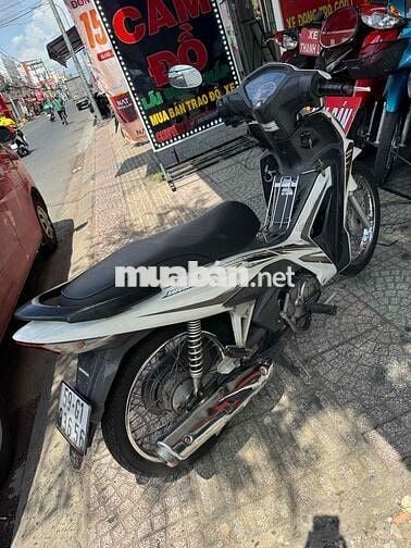 Honda Wave RSX 2015 Trắng Đã sử dụng