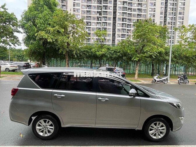 Toyota Innova 2016 Bạc