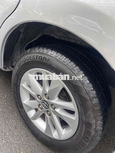 Toyota Innova 2016 Bạc