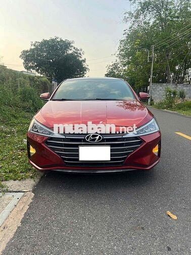 Hyundai Elantra 2.0 AT 2019 Đỏ