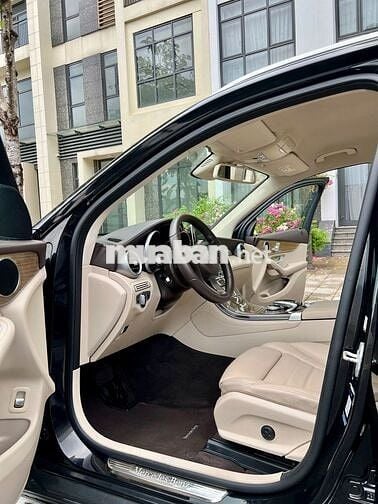 Mercedes-Benz GLC 250 - 2016